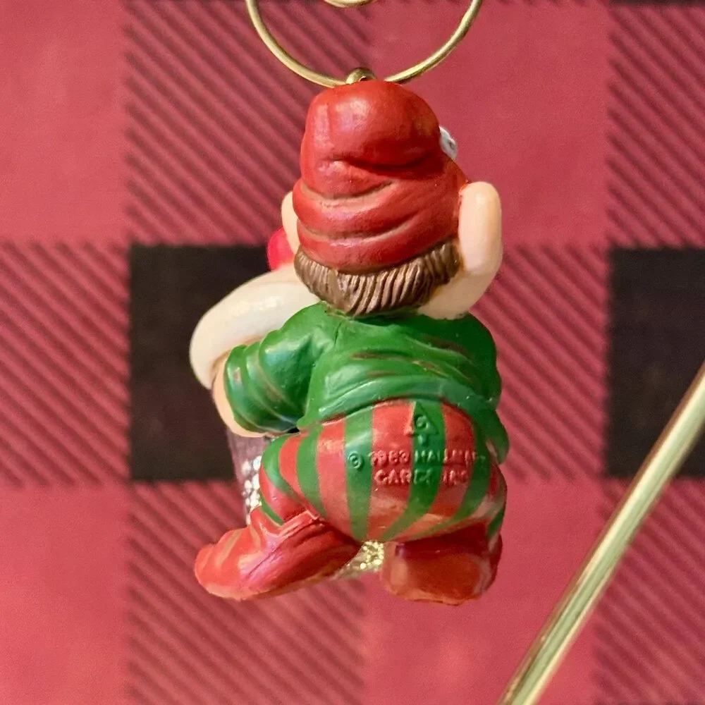 1983 Hallmark Thimble Elf #6 Vintage Keepsake Christmas Ornament | Series